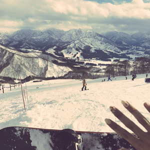 羽月希产后再次复出电影
